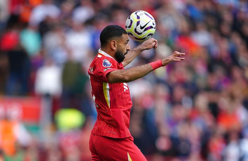 صلاح يبارك لزميله السابق مانغا اعتزاله