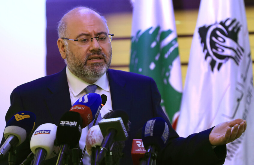 وزير الصحة اللبناني: إصابة مئات الأشخاص في البلاد إثر انفجار لأجهزة اتصالات لا سلكية
