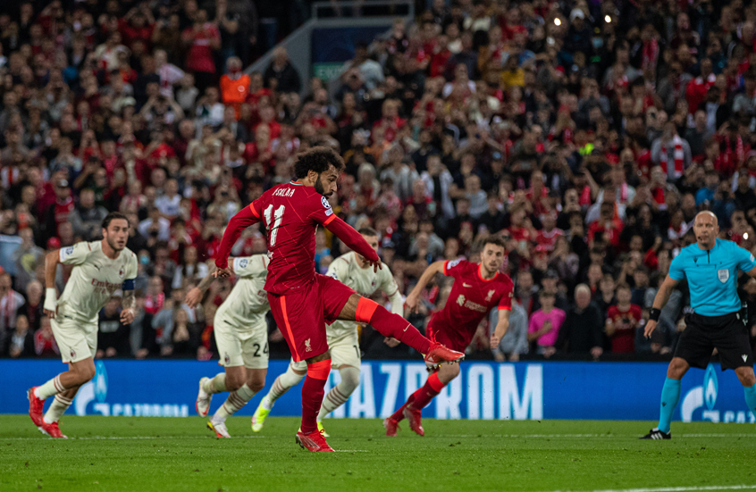 التشكيلة الأساسية لموقعة ميلان ضد ليفربول في دوري أبطال أوروبا