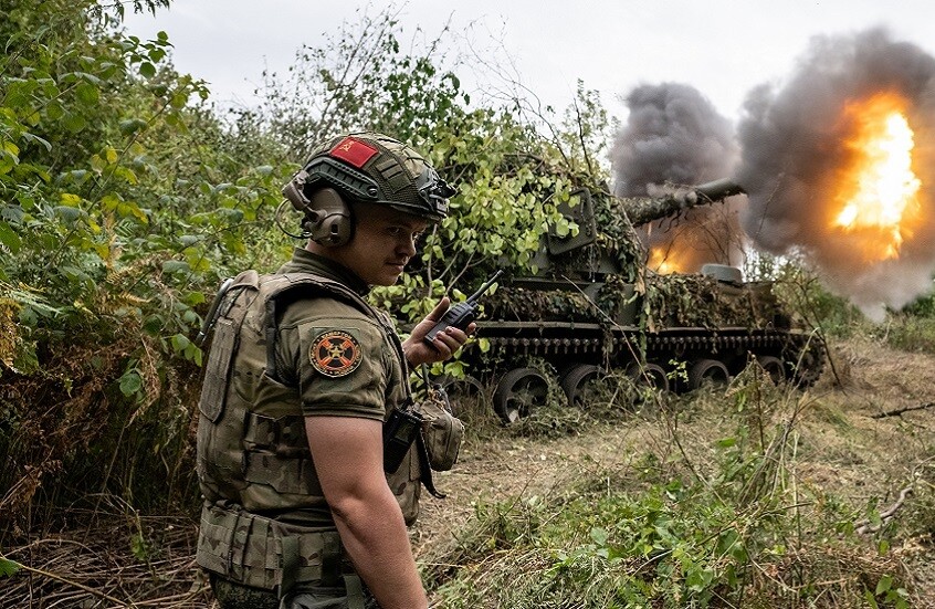 الدفاع الروسية: أوكرانيا خسرت 300 جندي و14 مدرعة على محور كورسك خلال يوم