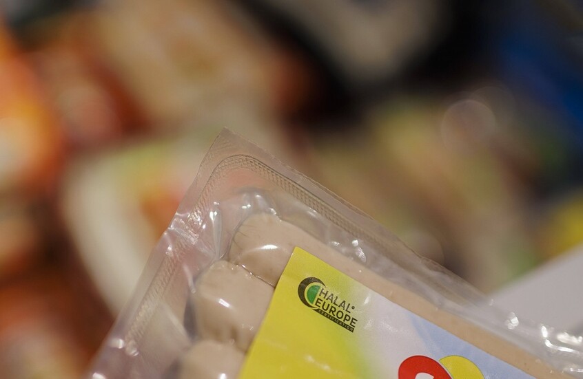 صحيفة: تكالب أوروبي ضد قرار جزائري سيادي خاص باللحوم الحلال