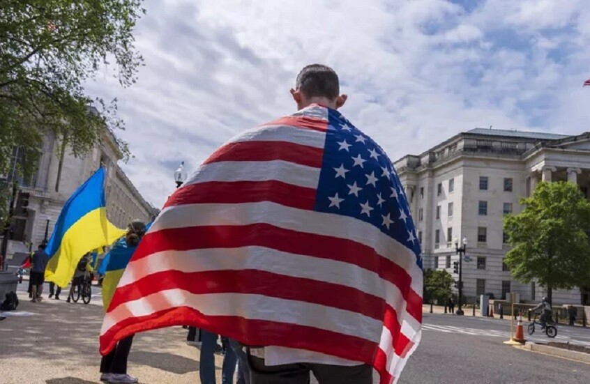 وزير الدفاع الأوكراني: الغرب وعدنا بأموال لإنتاج الصواريخ والطائرات المسيرة