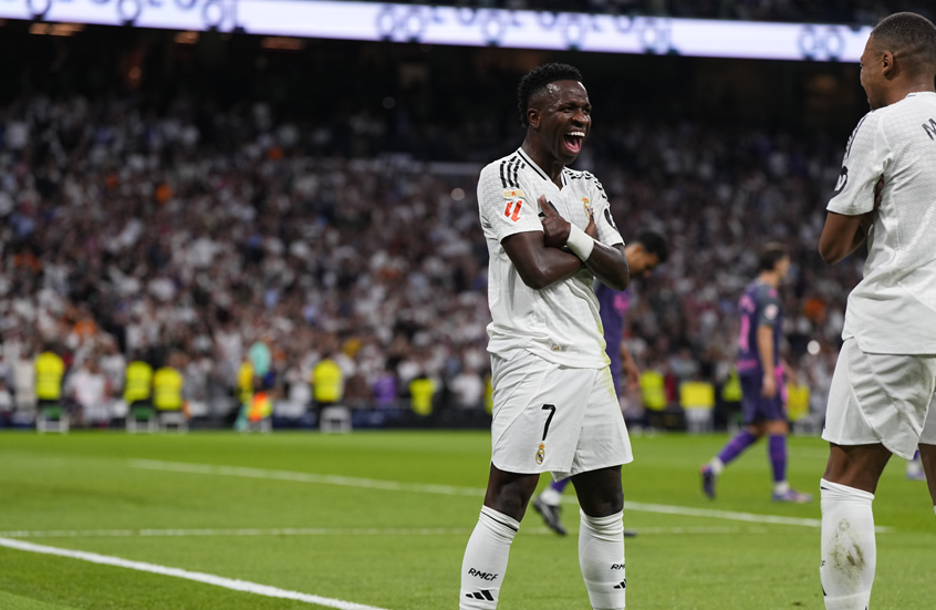 ريال مدريد يكرم وفادة ضيفه إسبانيول برباعية ويواصل مطاردة برشلونة