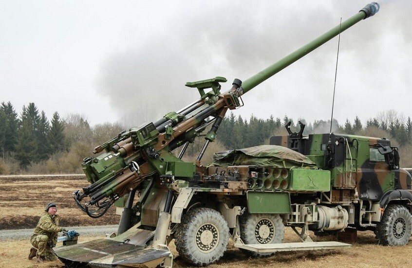 الوحدات الروسية تدمر مدفعية فرنسية ذاتية الحركة بمحور كورسك