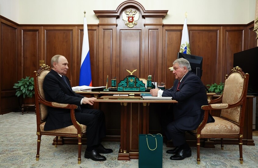 بوتين في لقاء مع العالم كوفالتشوك يستذكر تجربته في الغوص في أعماق البحار