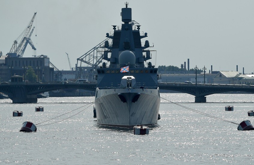 روسيا تنزل سفينة صاروخية إلى المياه قريبا