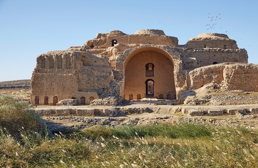 اكتشاف رسوم تعود للقرن الثالث في إيران