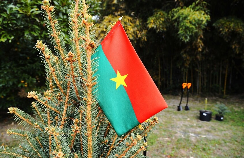 رئيس وزراء بوركينا فاسو يطلب ضم بلاده إلى "بريكس"