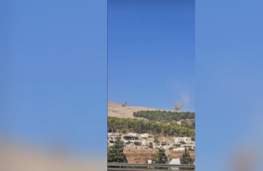 لقطات توثق سقوط صواريخ أطلقت من لبنان أثناء اعتراضها في أجواء شمال إسرائيل