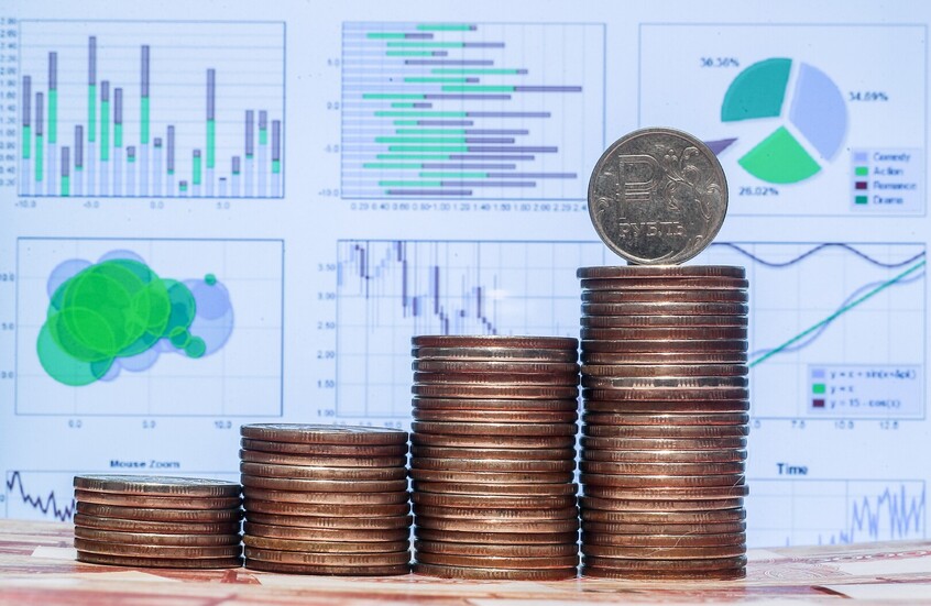 بوتين: انخفاض حصة "العملات الغربية السامة" في مدفوعات روسيا إلى النصف