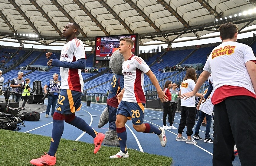 هل بإمكان سعود عبد الحميد أن يصبح أساسيا؟.. مدرب روما يجيب!