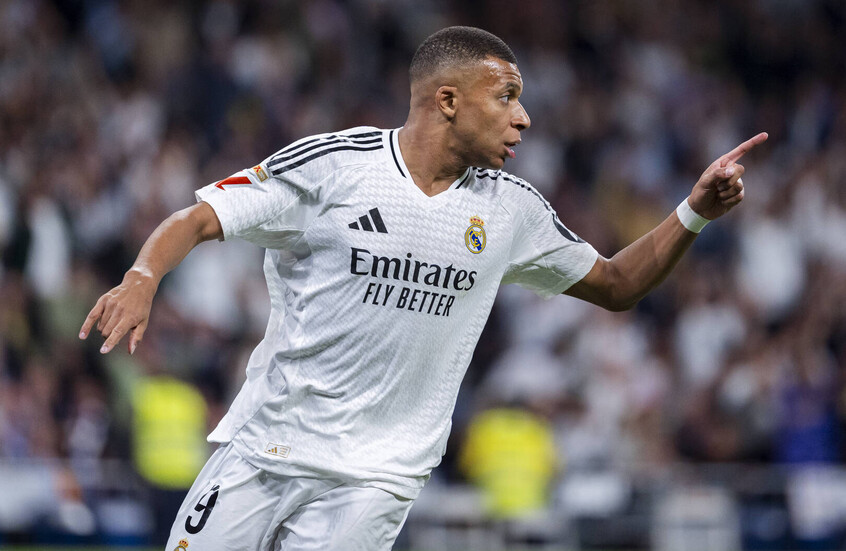 كم يبلغ سعر سيارة كيليان مبابي الجديدة؟