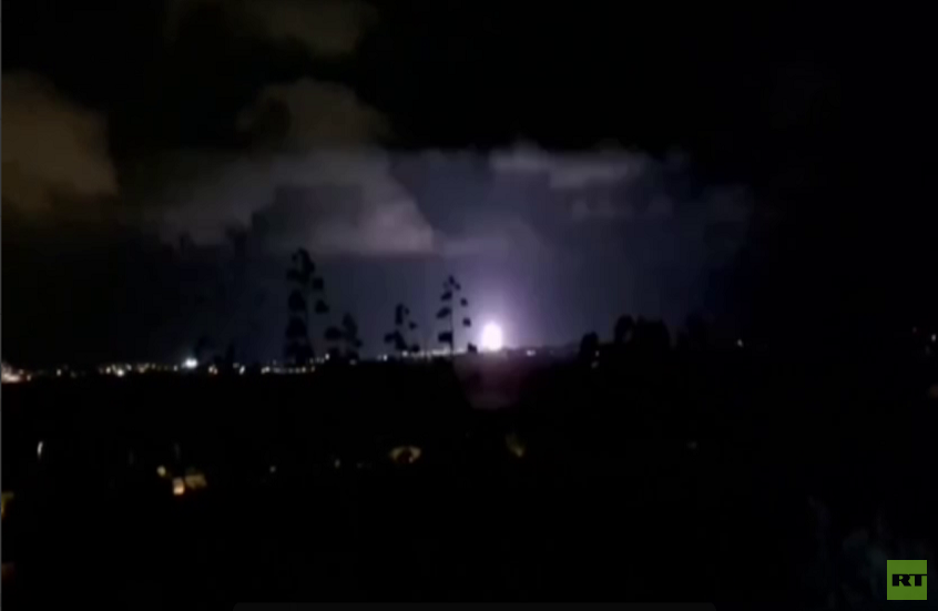 بالفيديو.. لحظة استهداف مواقع إسرائيلية في نهاريا بطائرات مسيرة قادمة من لبنان