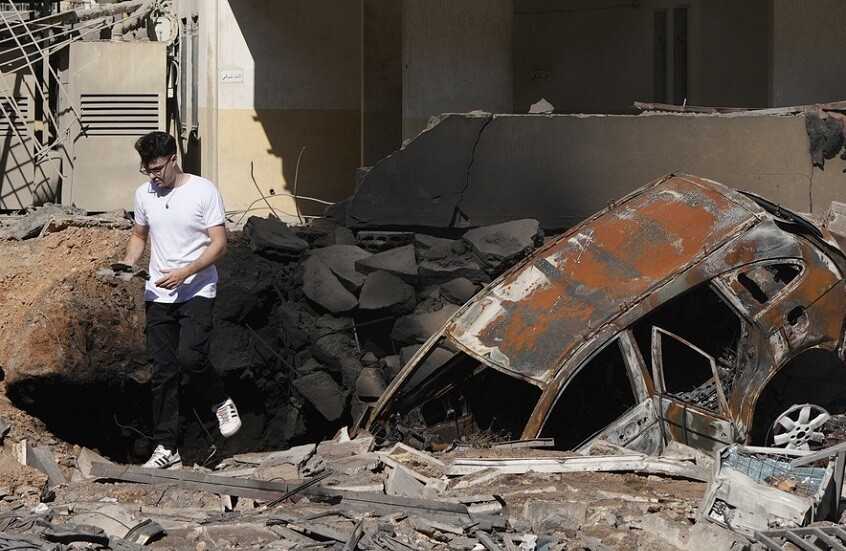 صحيفة لو باريزيان نقلا عن مصدر أمني لبناني: جاسوس إيراني كشف لإسرائيل عن مكان وجود نصر الله