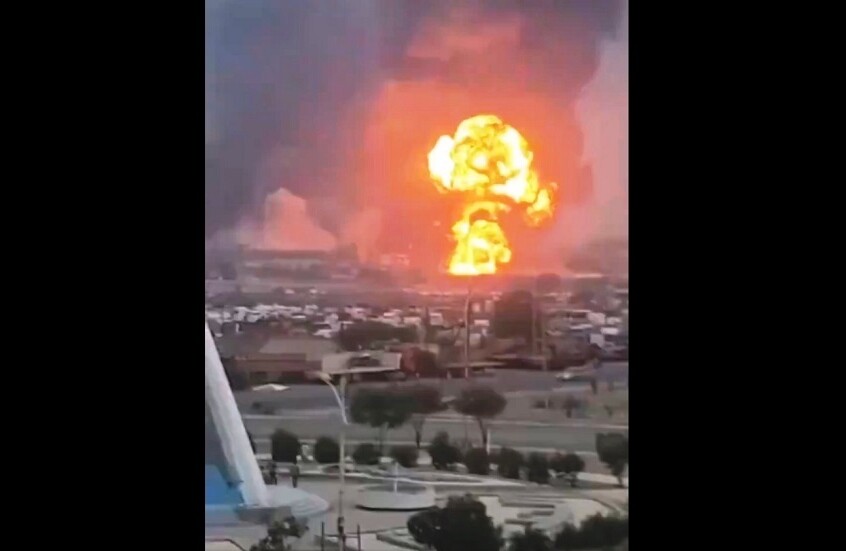 "سنستمر".. بيانات حوثية رسمية عقب قصف إسرائيلي استهدف منشآت في الحديدة اليمنية