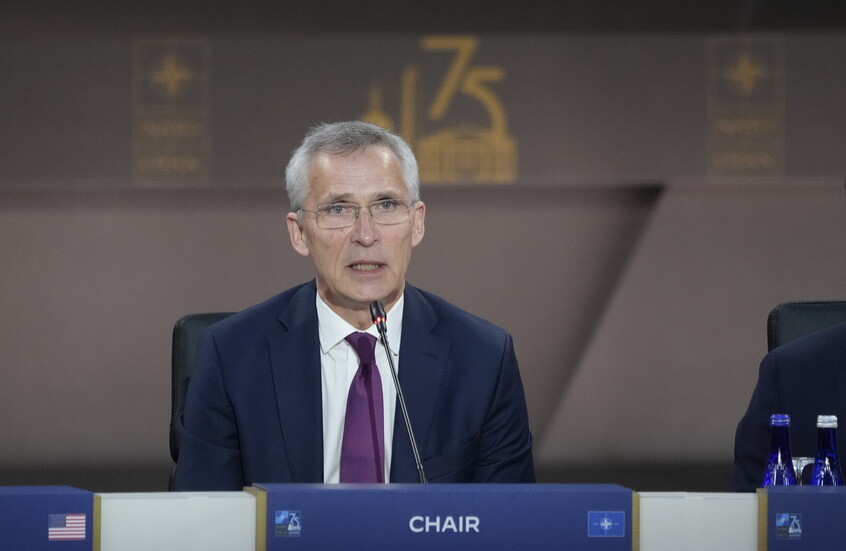 ستولتنبرغ يترك منصب الأمين العام للناتو