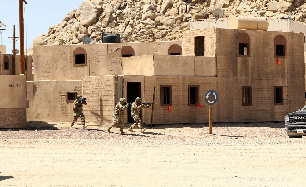 الجيش الروسي يعثر على خريطة أكبر قواعد الجيش الأمريكي في عربة "برادلي" اغتنمها في خاركوف