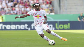 سيماكان: أنا هنا لتحقيق البطولات وتكرار ما فعلته مع لايبزيغ