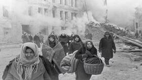 على سرير واحد مع الموتى والفئران.. حدود الصمود والموت في لينينغراد!