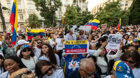 فنزويلا توقف 3 أمريكيين وإسبانيين وتشيكي بتهمة زعزعة استقرار البلاد