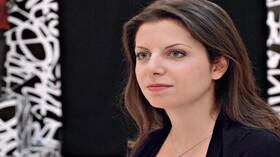 سيمونيان: القيادة الأمريكية تخاف من شعبها!