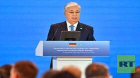 رئيس كازاخستان يؤكد للمستشار الألماني أن روسيا "لا تقهر عسكريا"