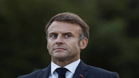 استطلاع: شعبية ماكرون تهبط إلى أدنى مستوياتها