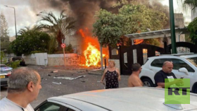 بأعنف هجوم صاروخي منذ بدء الحرب.. حزب الله يقصف شمال حيفا كرد أولي على تفجيرات البيجر