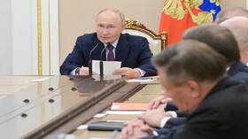 بوتين يبحث مع مجلس الأمن الروسي تحديث سياسة الردع النووي الروسية