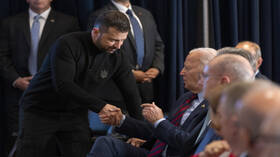 صحيفة: خيبة أمل لدى المسؤولين الأمريكيين تجاه خطة زيلينسكي