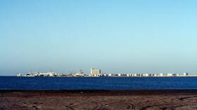 "ضربات فاشلة".. نائب رئيس الهيئة الإعلامية لحكومة صنعاء يعلق على قصف الحديدة