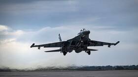 حميميم: القوات الجوية الروسية تشن هجمات على 21 تجمعا للمسلحين في سوريا