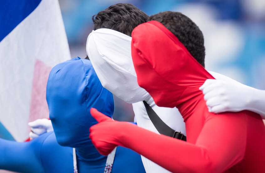 وزير الرياضة الروسي ينفي تراجع الاهتمام بكرة القدم في روسيا