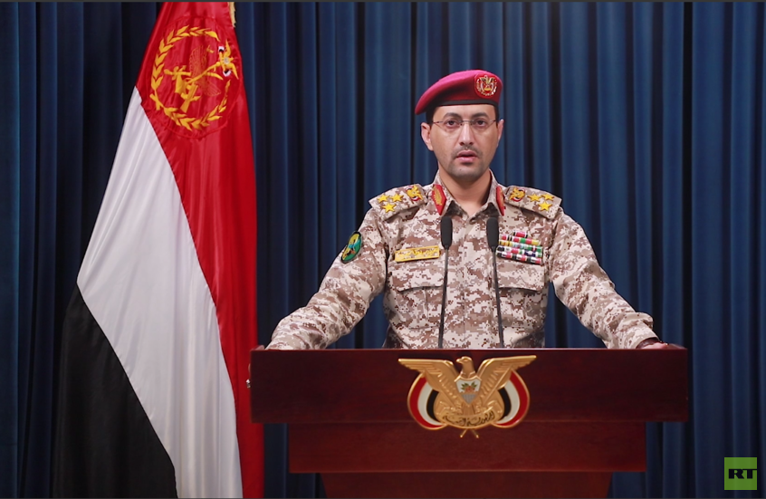 المتحدث العسكري باسم الحوثيين يعلن مهاجمة هدف حيوي في تل أبيب بعدد من المسيرات