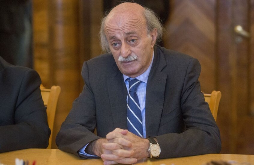 "ذكرني بعدين!" جنبلاط يتحدث عن وضع لبنان والمنطقة