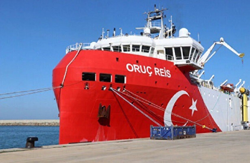 "الريس عروج" التركية تستعد للإبحار إلى الصومال بمرافقة عسكرية