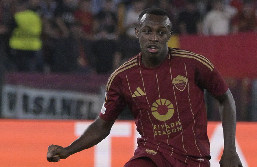 "ماذا يفعل في السويد؟".. الدولي السعودي سعود عبد الحميد يتعرض لانتقادات لاذعة في إيطاليا