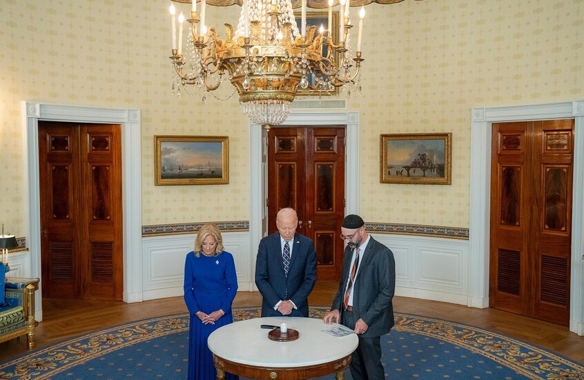 بايدن وقرينته يحييان ذكرى "طوفان الأقصى" في البيت الأبيض