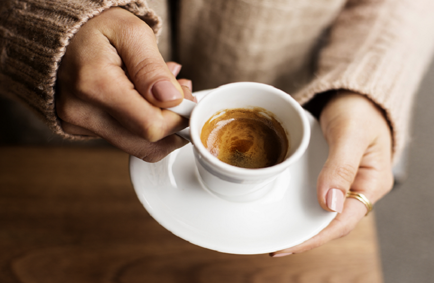 دراسة: الكافيين يحسن صحة الأوعية الدموية