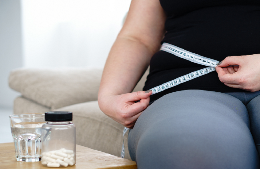 مادة غذائية "تساعد" على حرق دهون البطن وخفض ضغط الدم