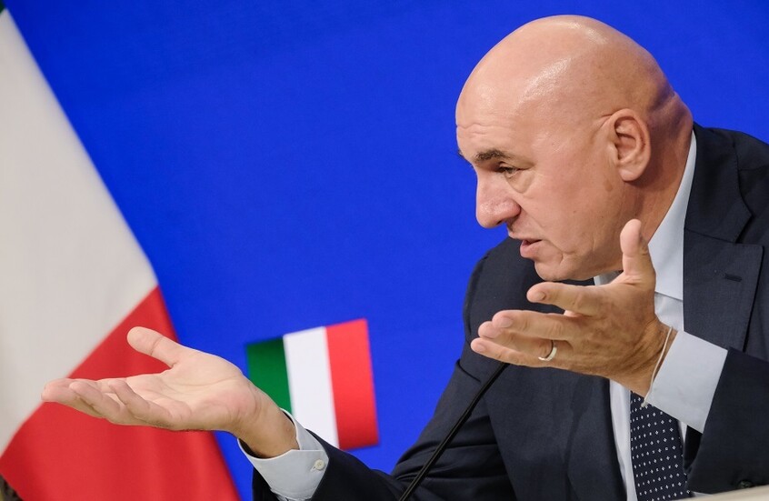 وزير الدفاع الإيطالي: لبنان ليس أفغانستان وما يحدث في الجنوب تجاه "اليونيفيل" غير مقبول