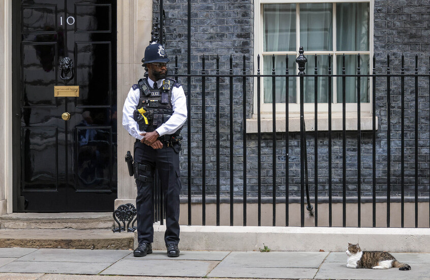 لندن تندد باستهداف إسرائيل قوات حفظ السلام في لبنان