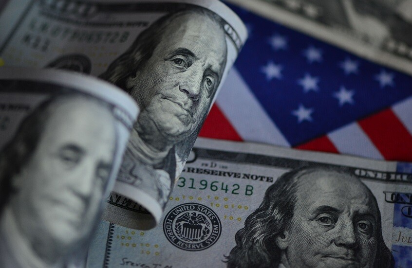 خبير: ترامب سيحافظ على قوة الدولار إن أعيد انتخابه