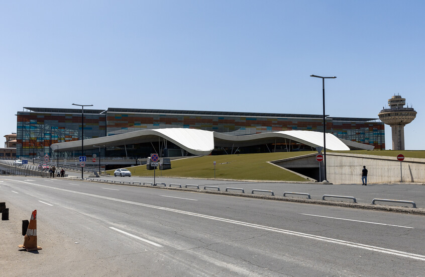 الخطوط الجوية الأرمنية تعلق رحلاتها حتى 22 نوفمبر