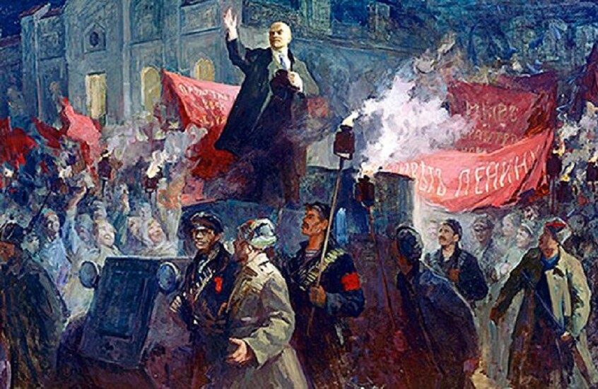 ثورة أكتوبر ووصول البلاشفة إلى السلطة في عام 1917