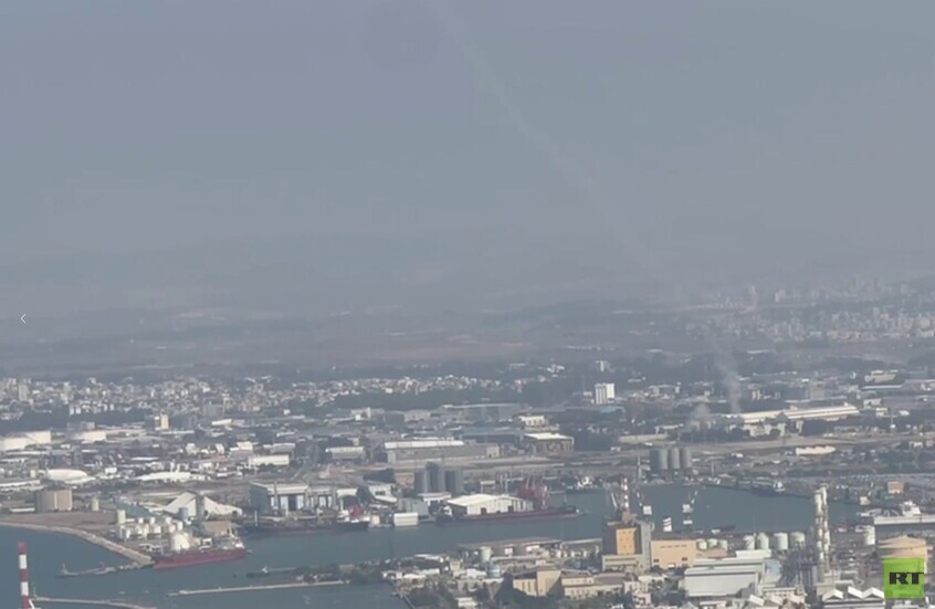 الجيش الإسرائيلي: صليات صاروخية متتالية فوق خليج حيفا والجليل الأعلى (فيديو)