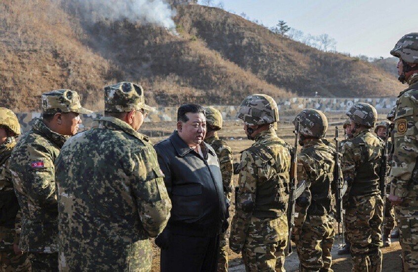 لأول مرة.. دستور كوريا الشمالية المعدل يعتبر كوريا الجنوبية "دولة معادية"