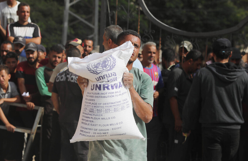 "هيومن رايتس ووتش" تطالب إسرائيل بوقف حملتها الهجومية ضد "الأونروا"