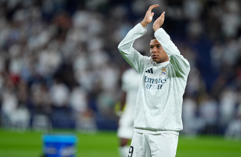 رغم اتهامه بـ"الاعتداء الجنسي".. مبابي يحصل على جائزته الأولى مع ريال مدريد