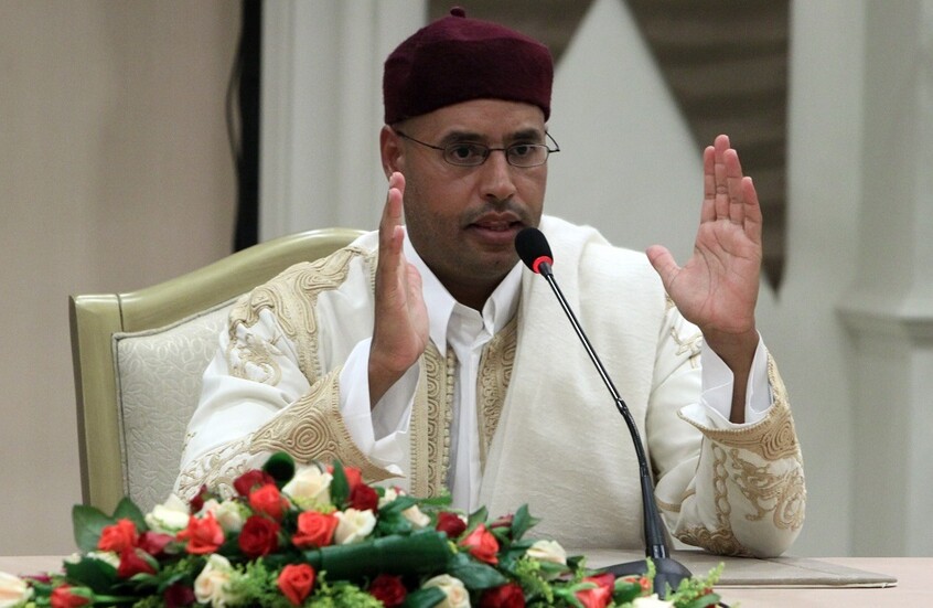 غموض شديد يحيط بلقاء نادر جمع مبعوث ماكرون وفريق المترشح الرئاسي الليبي سيف الإسلام القذافي